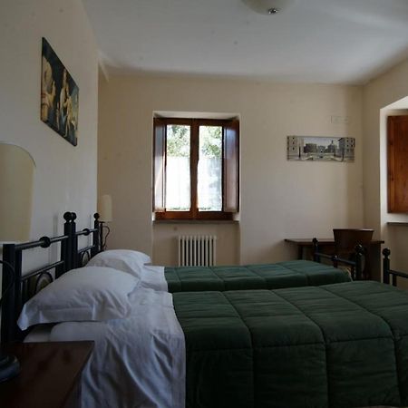 Antica Residenza San Girolamo Frontino Luaran gambar