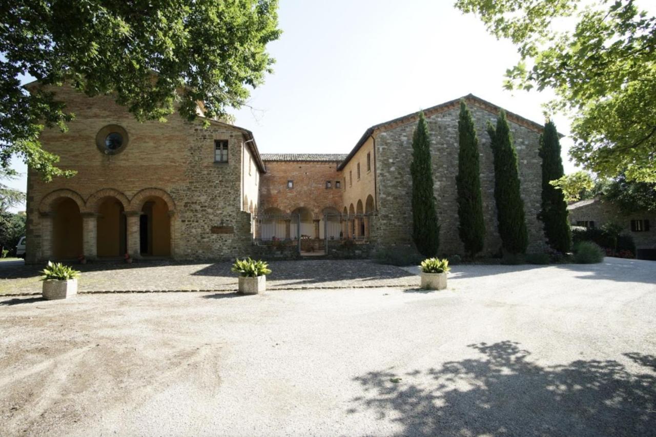 Antica Residenza San Girolamo Frontino Luaran gambar
