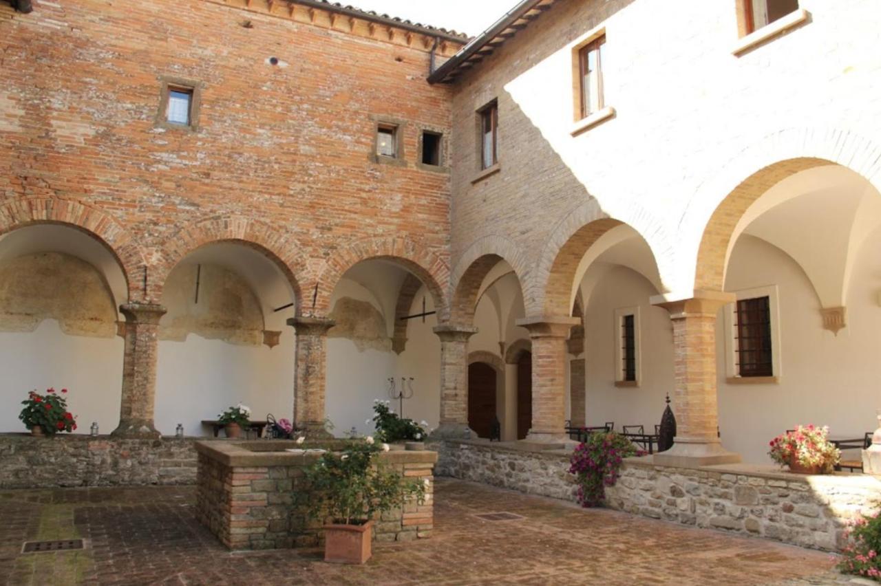 Antica Residenza San Girolamo Frontino Luaran gambar