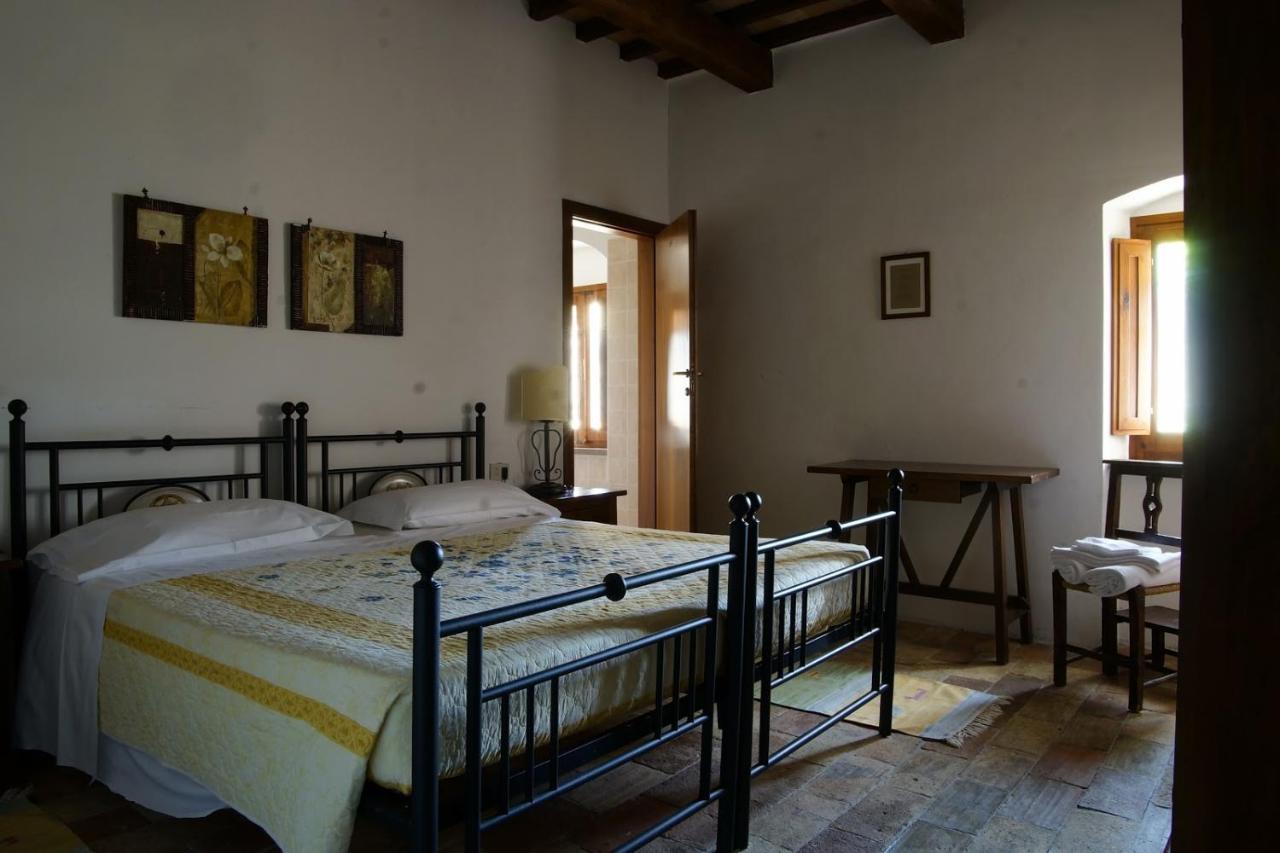 Antica Residenza San Girolamo Frontino Luaran gambar